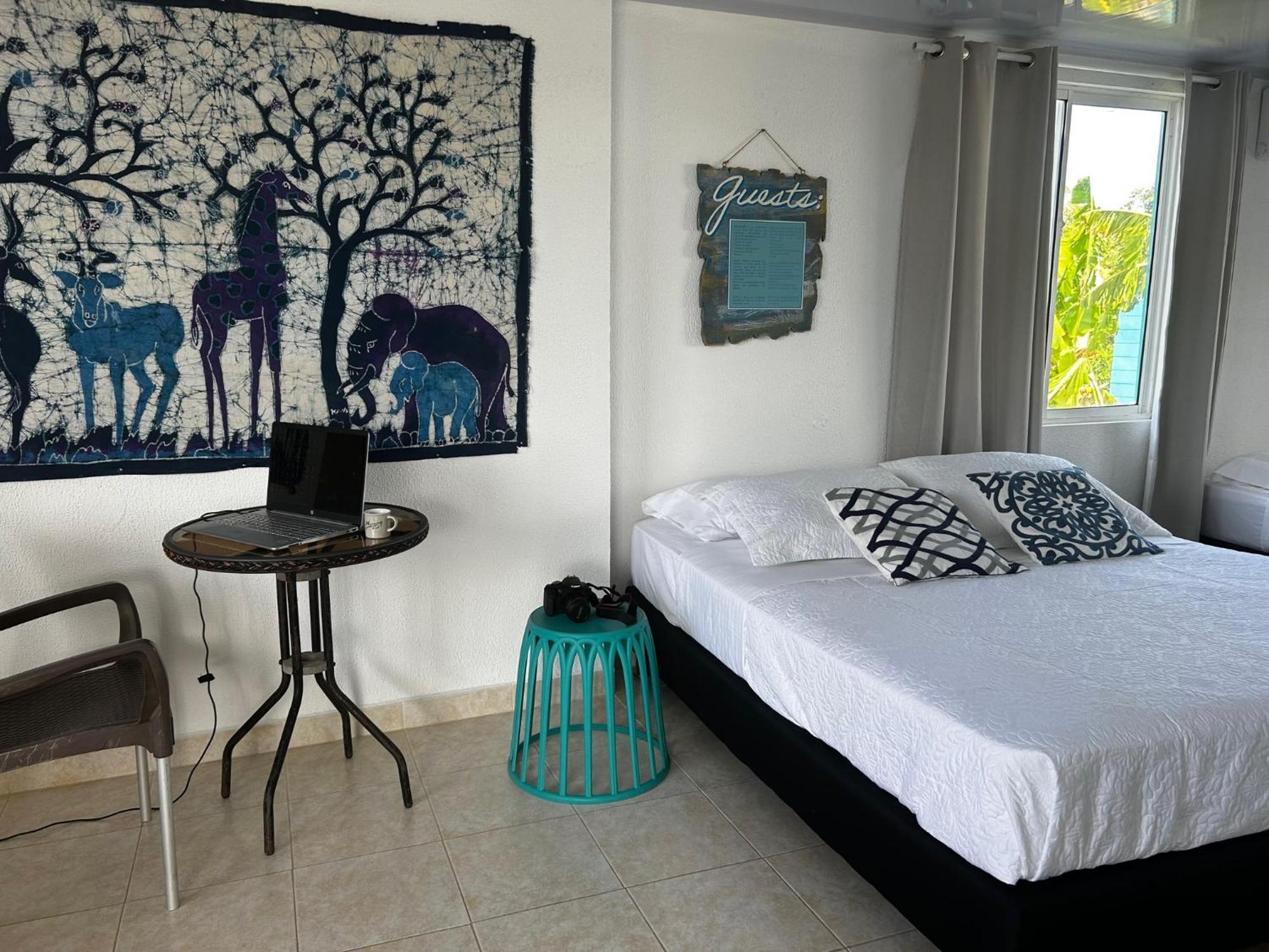 Hotel Miss Francias Home Santa Catalina Island Εξωτερικό φωτογραφία